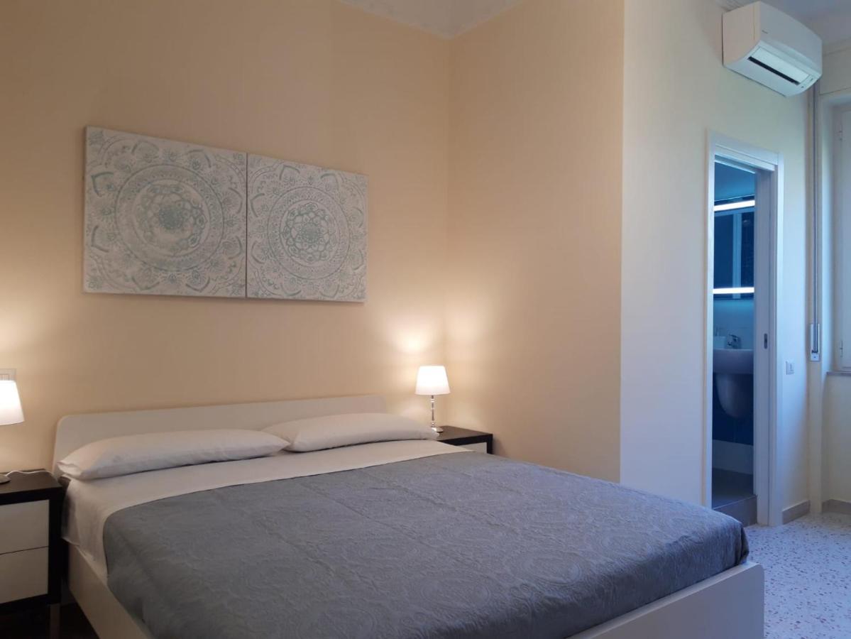 Casa Umberto Bed & Breakfast Салерно Екстериор снимка